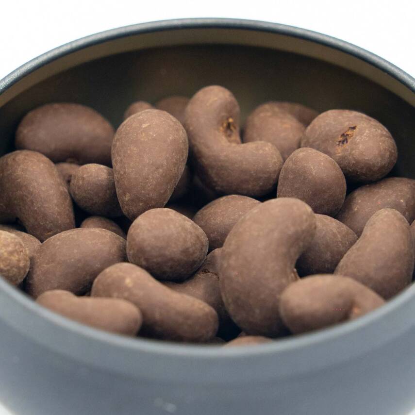 Elamore Şeker İlavesiz, Glütensiz, Vegan Kajulu Bitter Çikolata - Siyah Yuvarlak Metal Kutu, 150 gr - 3